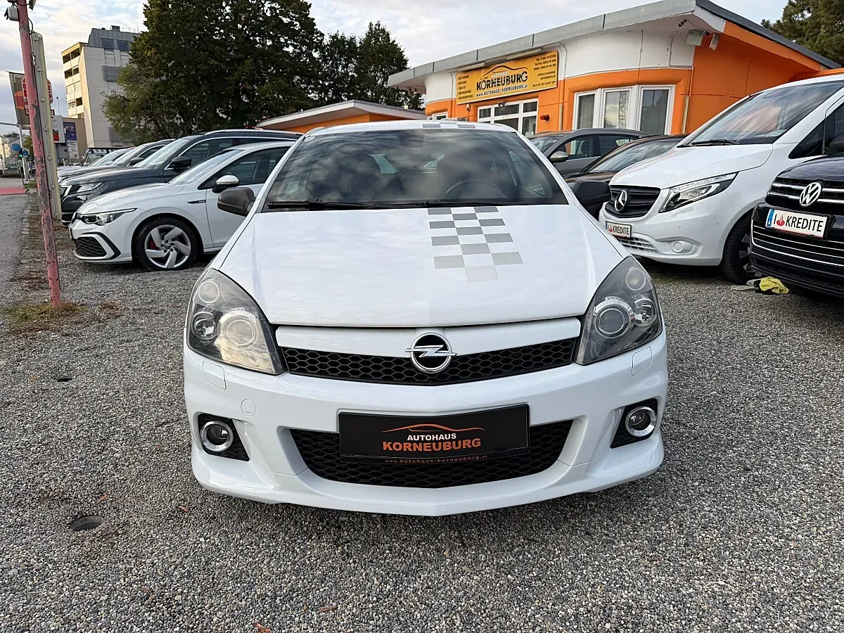 Opel Astra 2008 photo 2