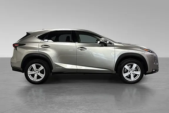 Lexus Nx300H 2015 photo 3
