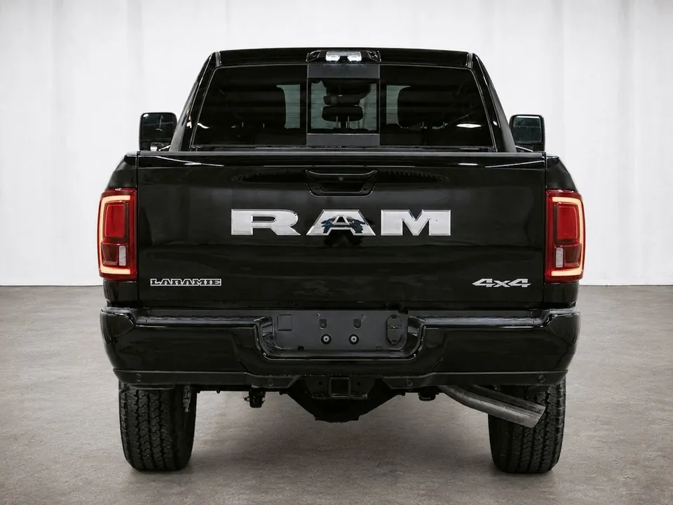 Ram 3500 Laramie 2026 photo 5