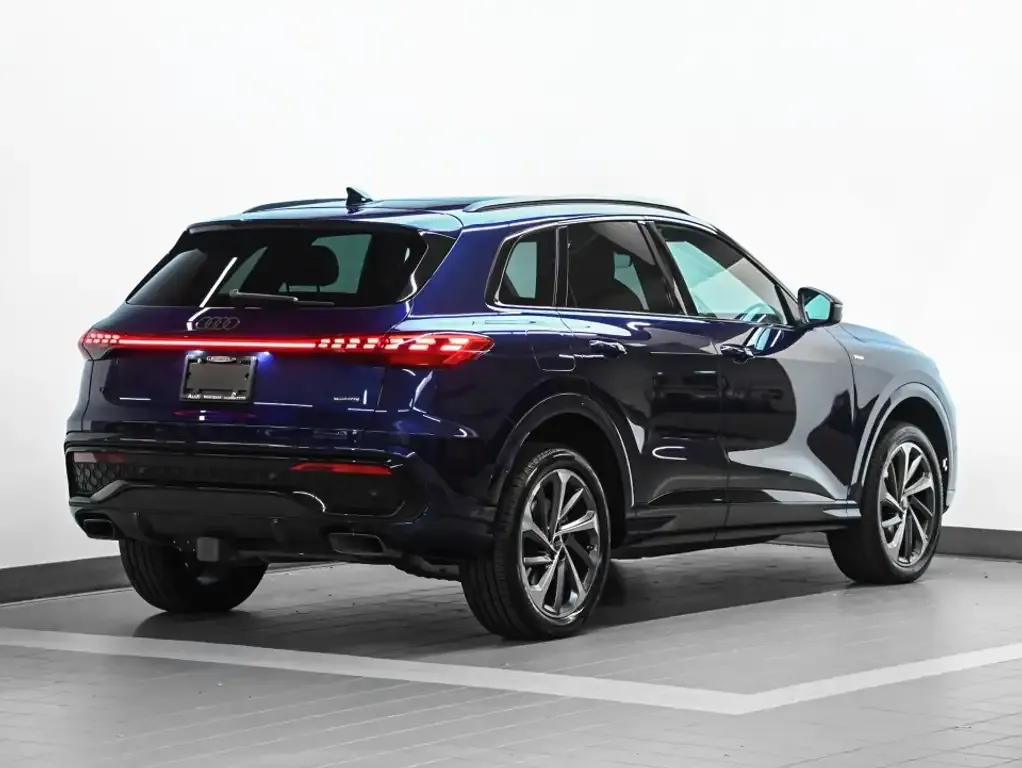 Audi Q5 2025 photo 4