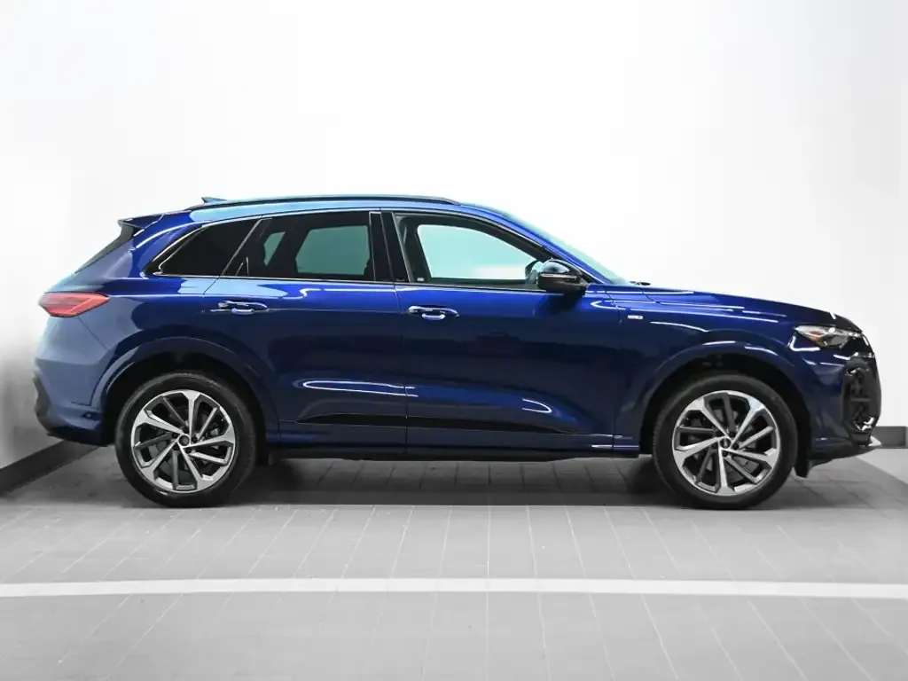 Audi Q5 2025 photo 3