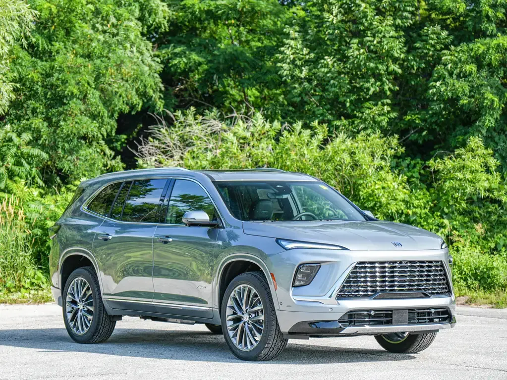 Buick Enclave 2026 photo 4