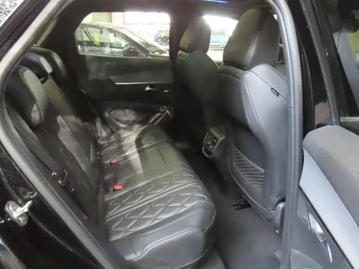 Peugeot 3008 2020 photo 4