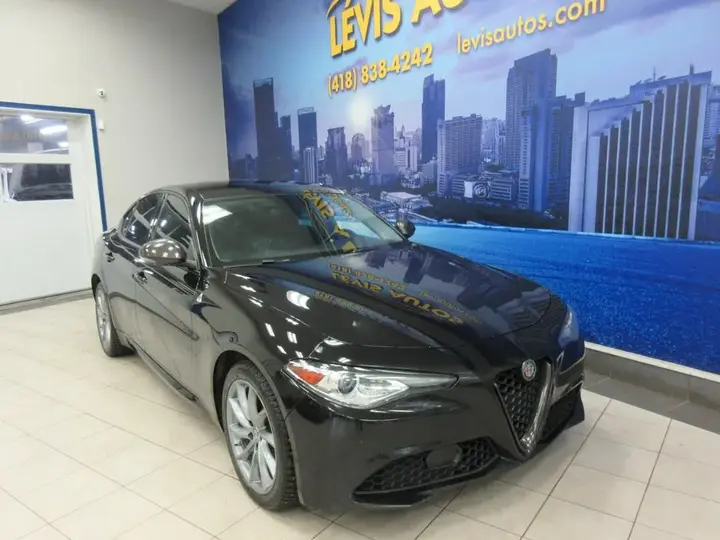 Alfa Romeo Giulia 2017 photo 3