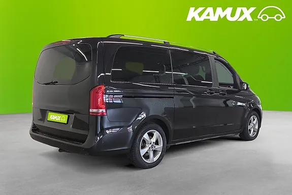 Mercedes-Benz V220 2015 photo 4