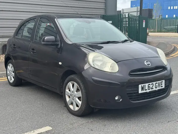 Nissan Micra 2013 photo 2