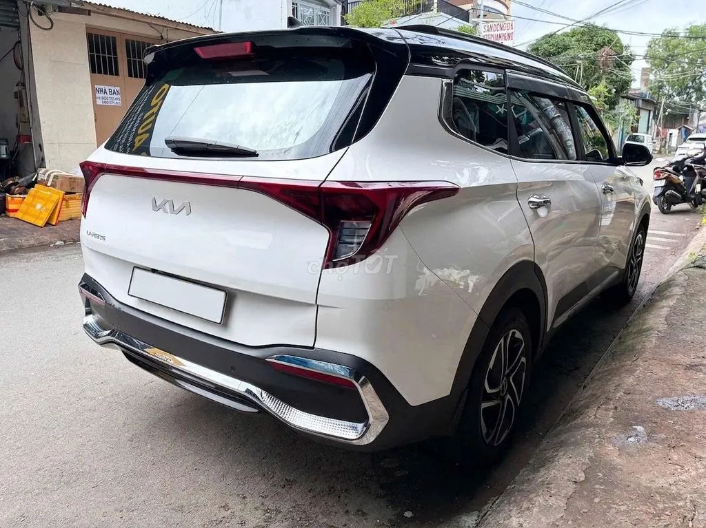 Kia Carens 2024 photo 4