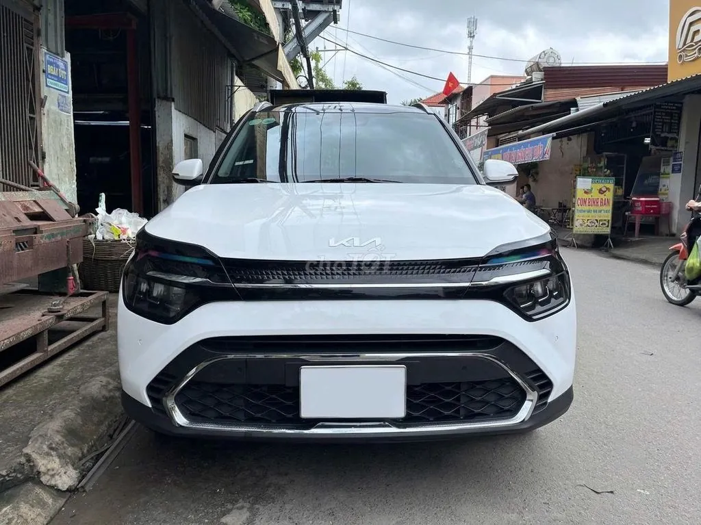 Kia Carens 2024 photo 2