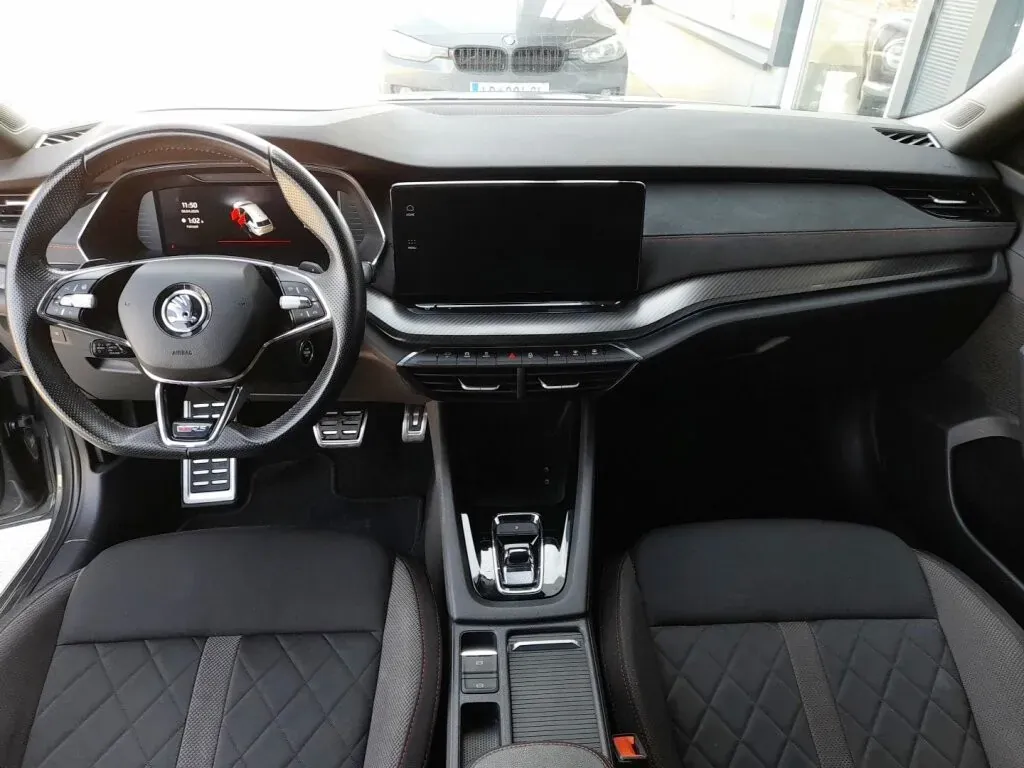 Skoda Octavia 2021 photo 3