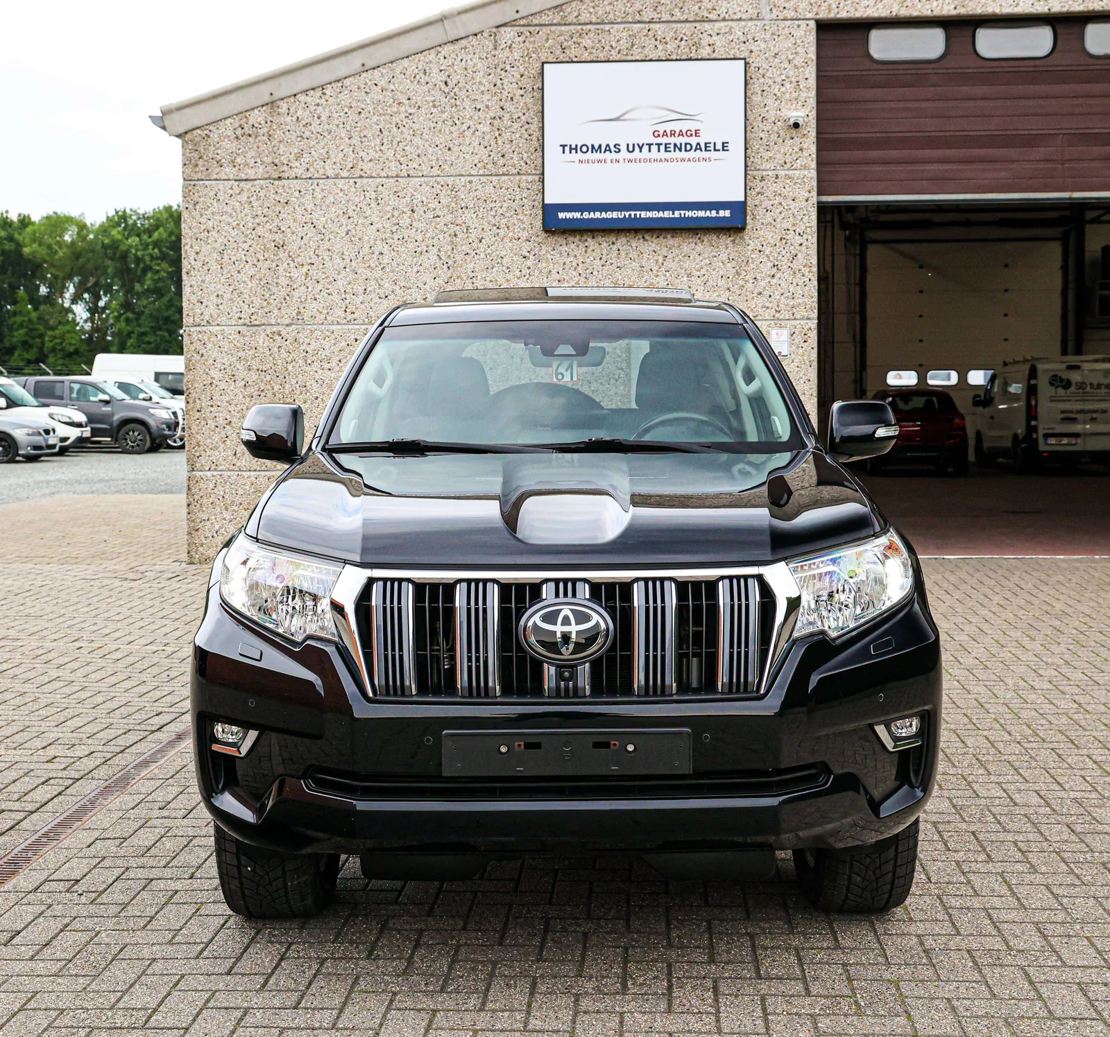 Toyota Land Cruiser 2018 photo 2