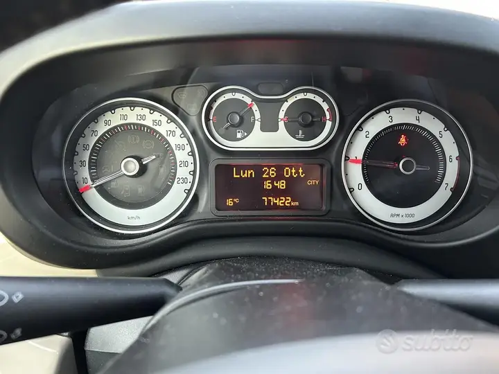 Fiat 500L 2016 photo 5