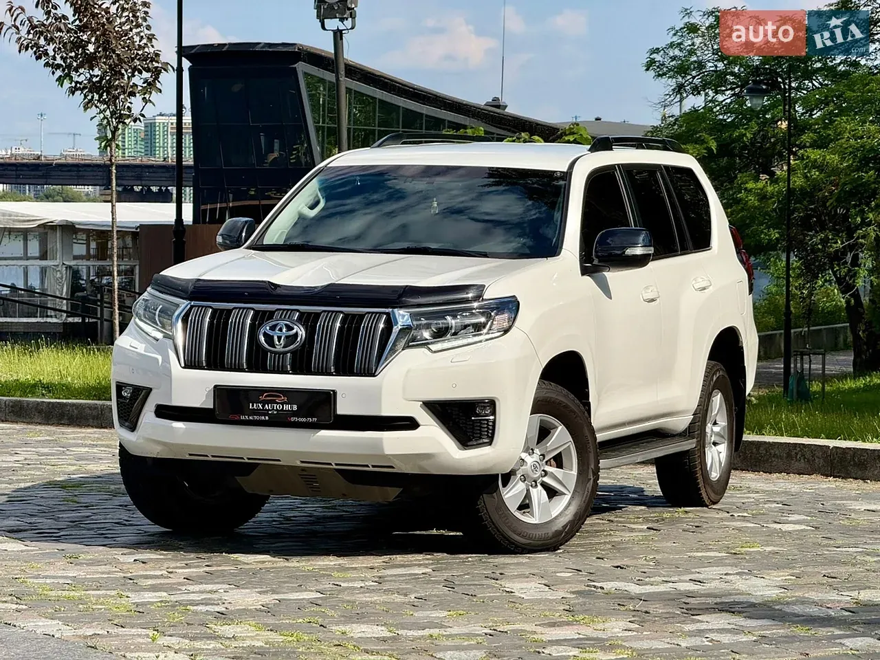Toyota Land Cruiser Prado 2020 photo 2
