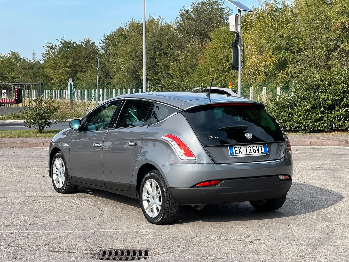 Lancia Delta 2011 photo 4