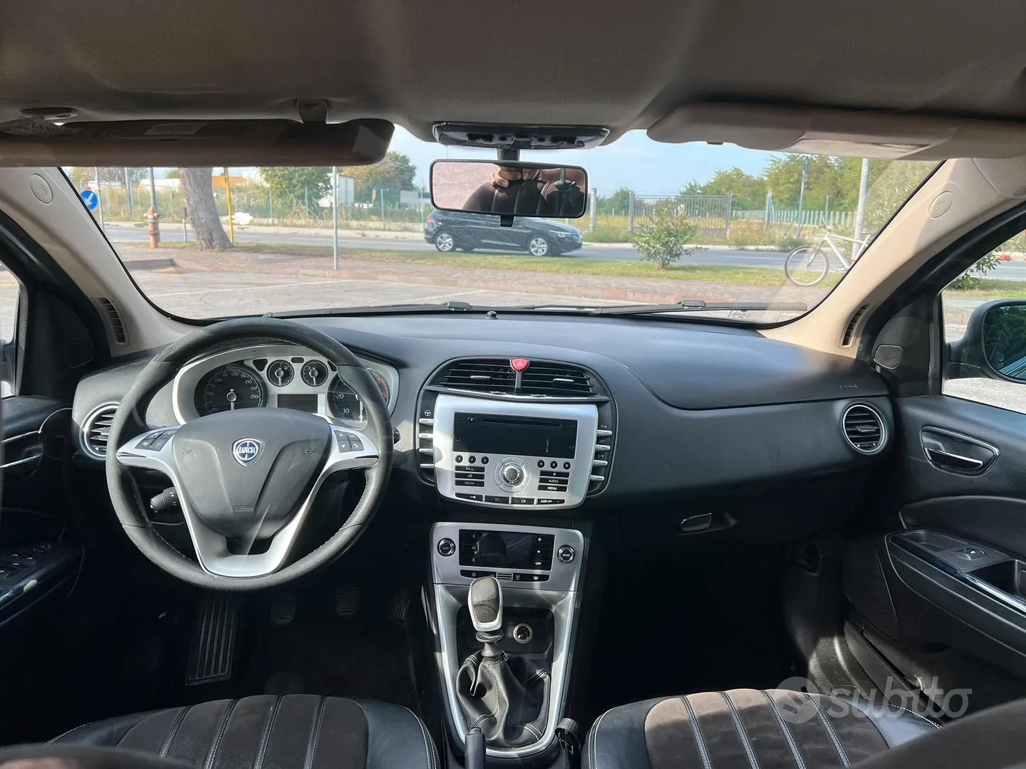 Lancia Delta 2011 photo 5