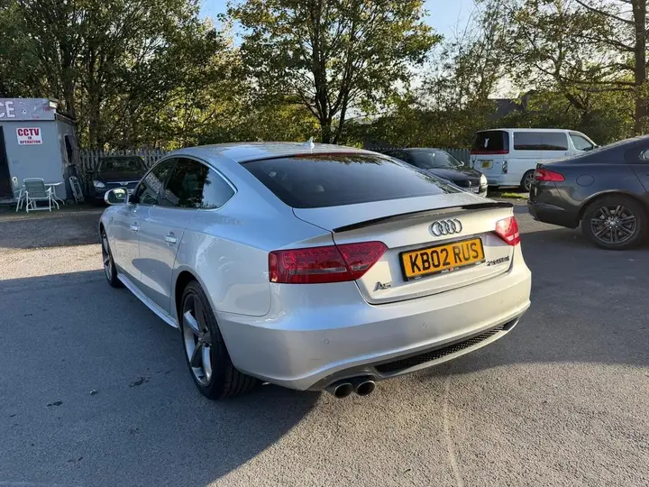 Audi A5 2009 photo 3
