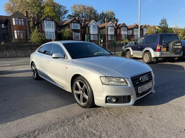 Audi A5 2009 photo 4