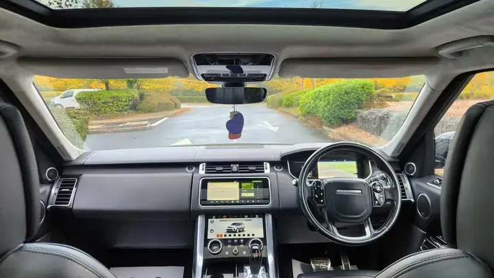 Land Rover Range Rover Sport 2018 photo 2
