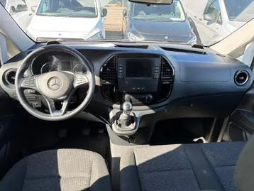 Mercedes-Benz Vito 2024 photo 2