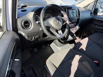 Mercedes-Benz Vito 2024 photo 3