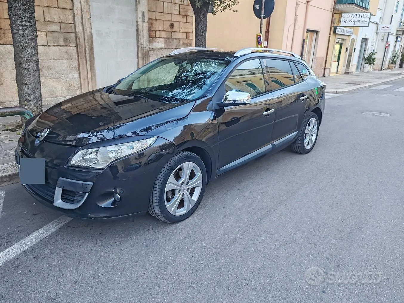 Renault Megane 2010 photo 2