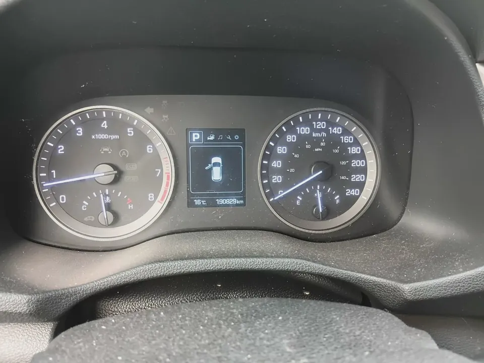 Hyundai Tucson 2018 photo 3