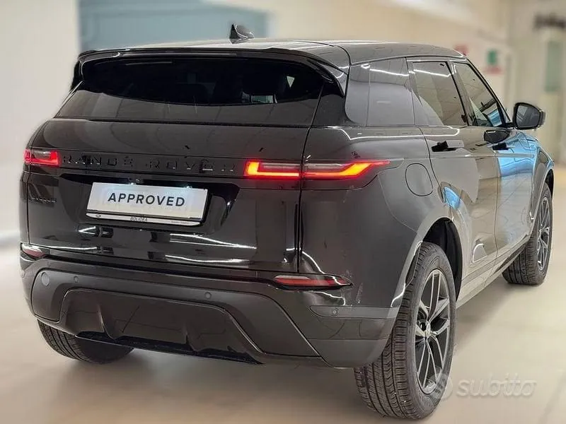 Land Rover Evoque 2025 photo 2