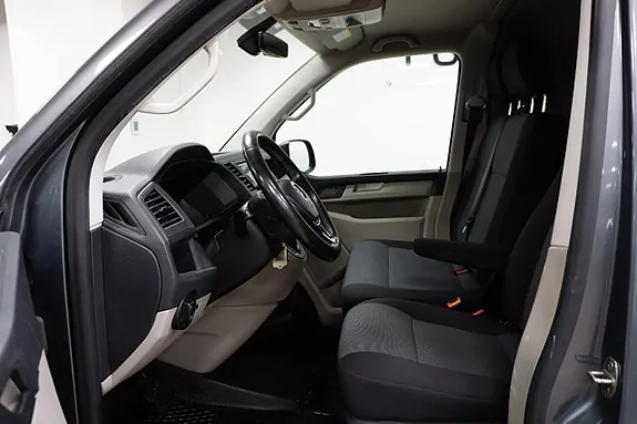Volkswagen Transporter 2019 photo 5