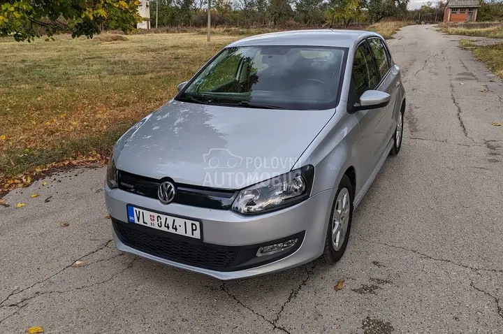 Volkswagen Polo 2010 photo 4