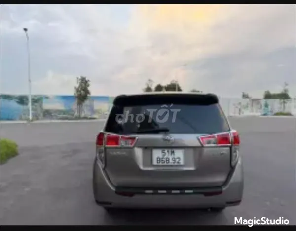 Toyota Innova 2022 photo 2