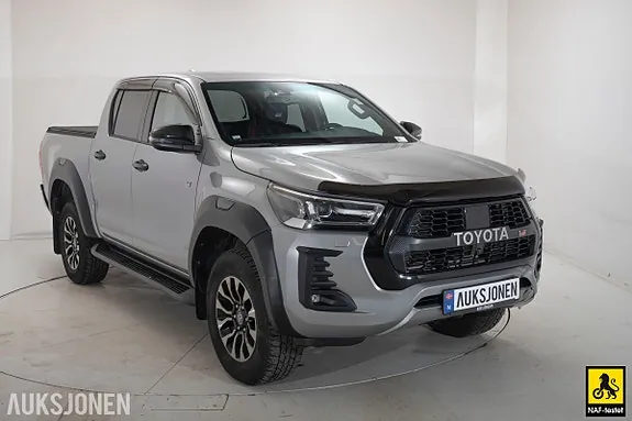 Toyota Hilux 2023 photo 3