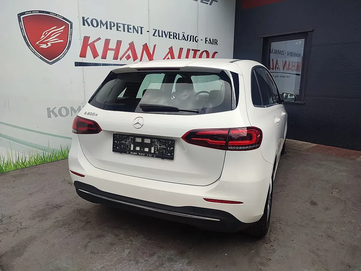 Mercedes-Benz B-Class 2020 photo 3