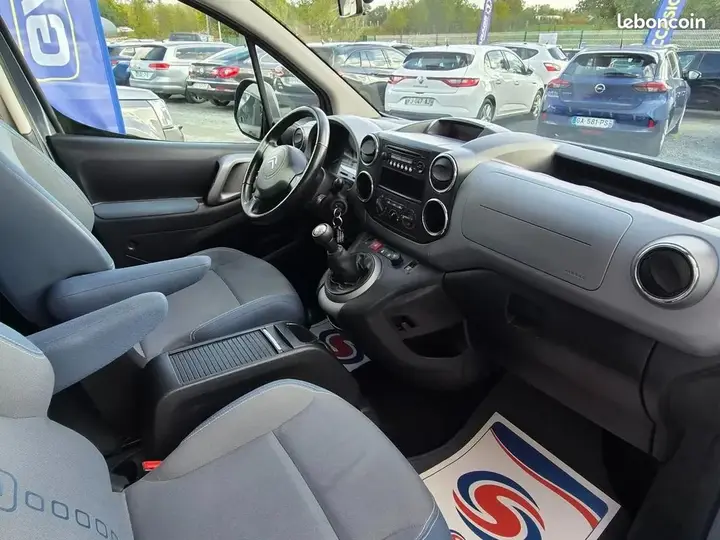 Citroen Berlingo 2011 photo 4