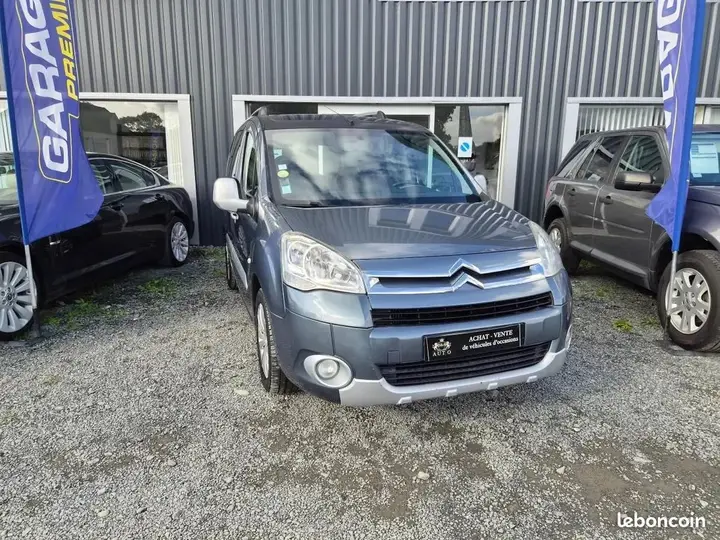 Citroen Berlingo 2011 photo 3
