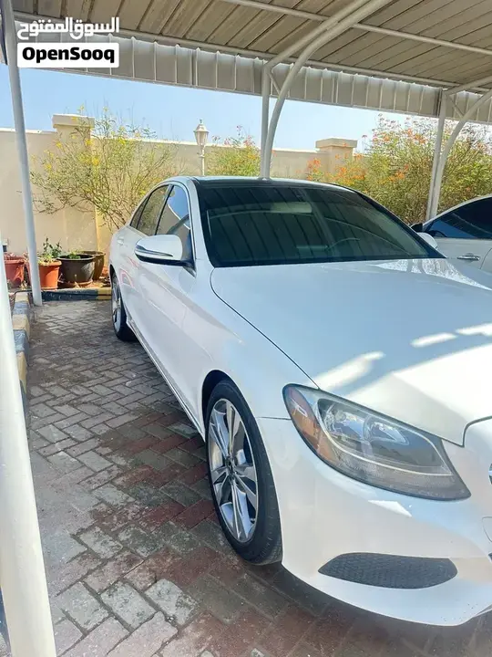 Mercedes-Benz C300 2017 photo 4