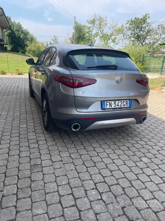 Alfa Romeo Stelvio 2018 photo 3