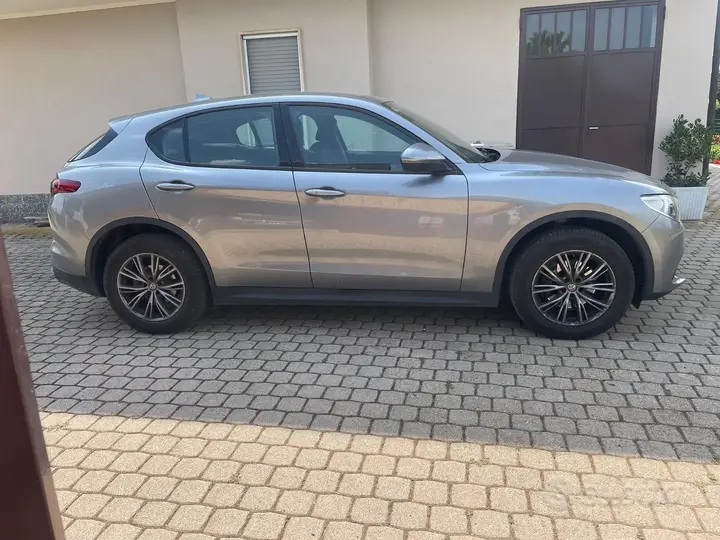 Alfa Romeo Stelvio 2018 photo 5