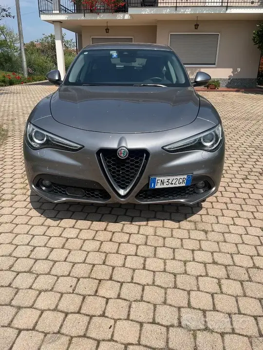 Alfa Romeo Stelvio 2018 photo 4