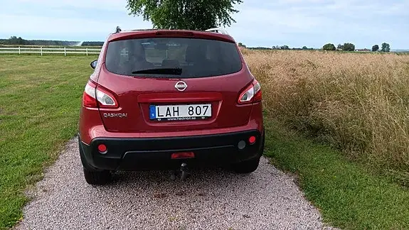 Nissan Qashqai 2010 photo 2