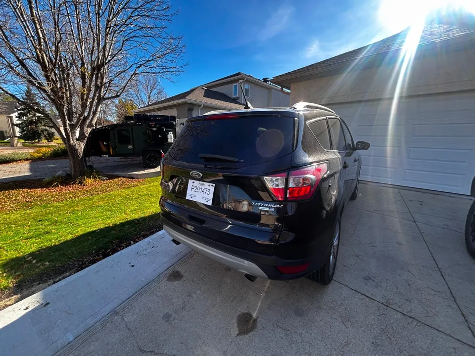 Ford Escape 2018 photo 2