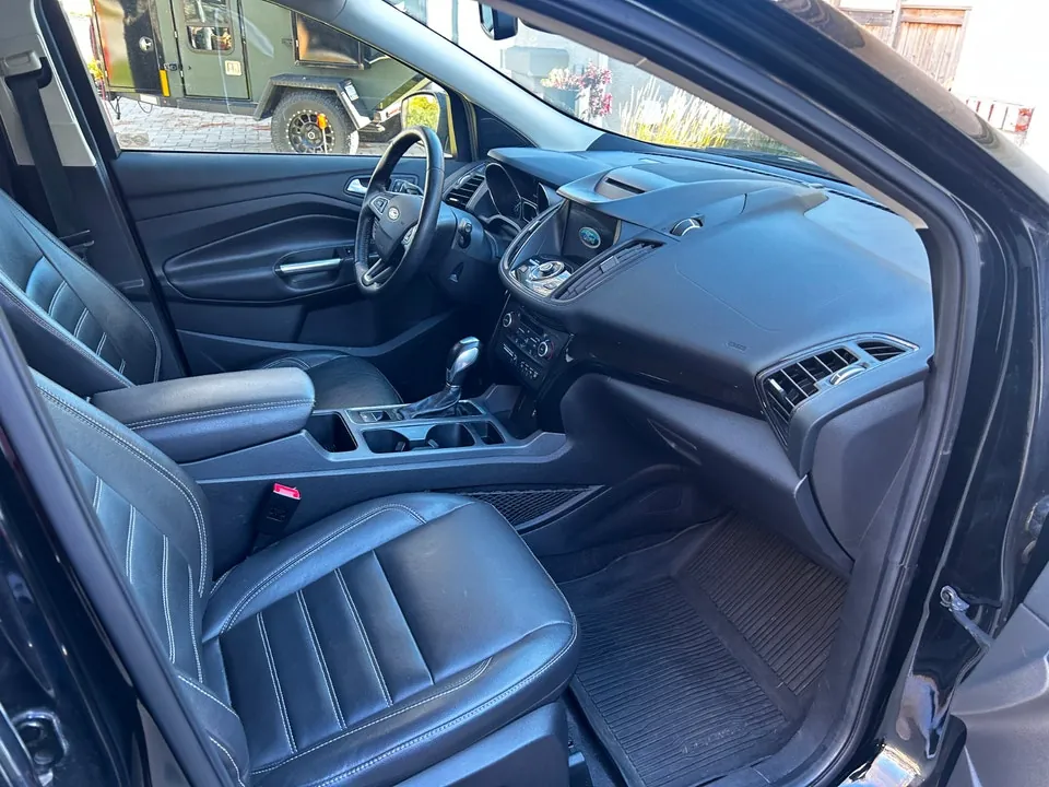 Ford Escape 2018 photo 3