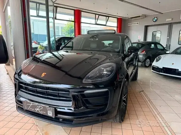 Porsche Macan 2021 photo 2
