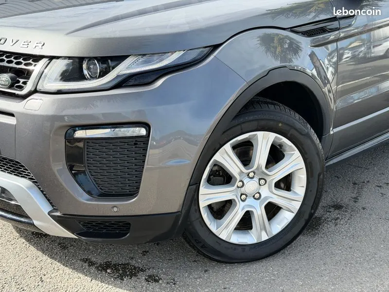 Land Rover Range Rover Evoque 2018 photo 3
