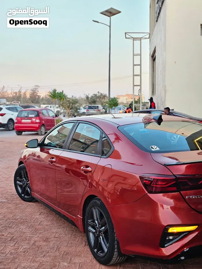Kia Forte 2020 photo 2