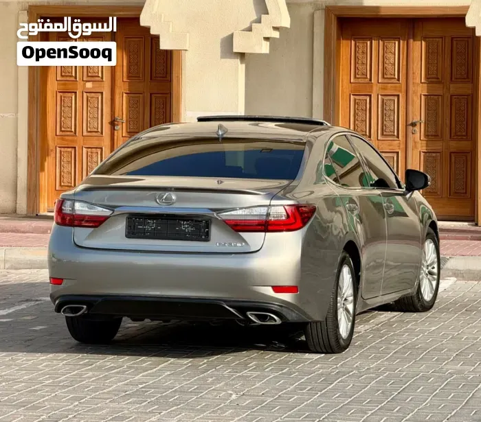 Lexus Es350 2016 photo 4