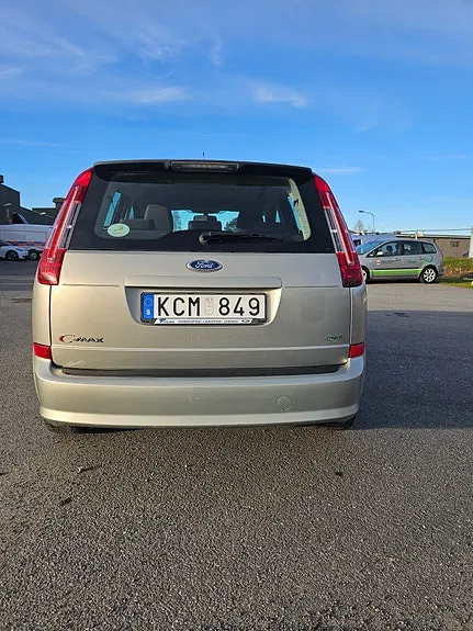 Ford C-Max 2010 photo 4