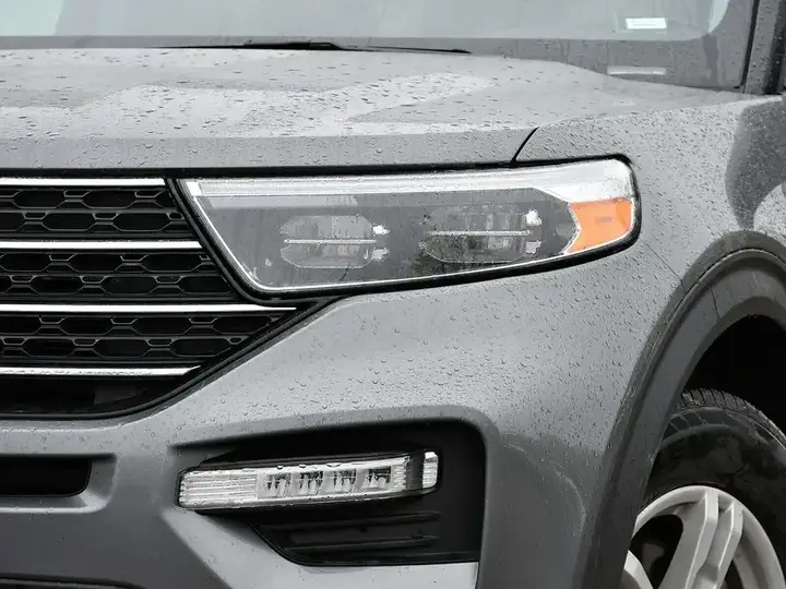 Ford Explorer 2024 photo 3