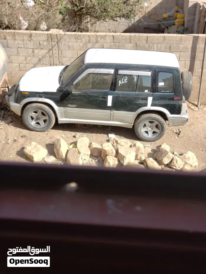 Suzuki Grand Vitara 1998 photo 4