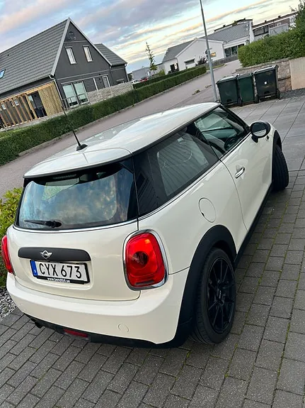Mini One 2015 photo 2