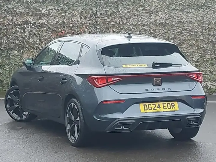 Cupra Leon 2024 photo 2
