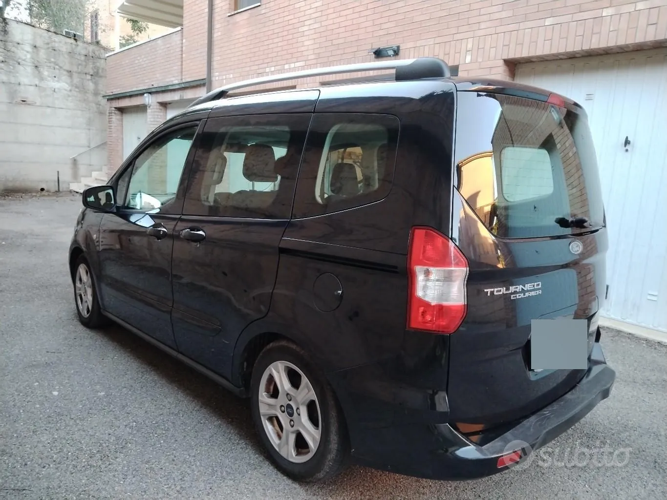 Ford Tourneo Courier 2015 photo 4